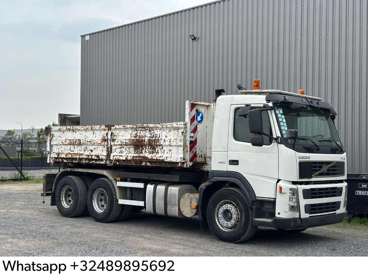 Volvo FM 420 - Крюковой мультилифт: фото 1 Volvo FM 420 - Крюковой мультилифт: фото 1