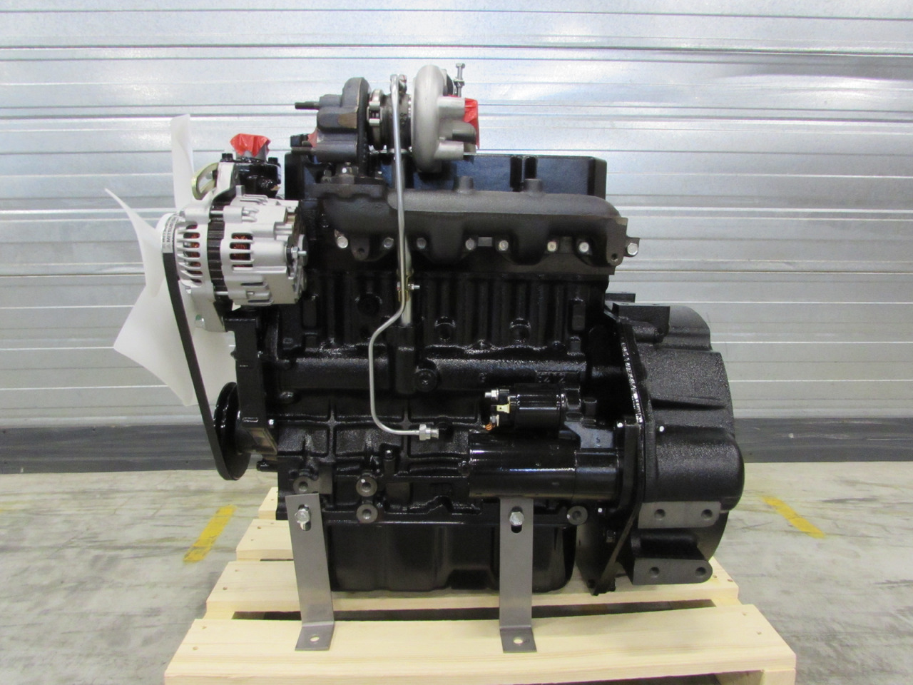Mitsubishi New engine S4L2-Z5T61SD 17.7kw@1500 rpm stage 5 - Двигатель для Электрогенераторов: фото 2 Mitsubishi New engine S4L2-Z5T61SD 17.7kw@1500 rpm stage 5 - Двигатель для Электрогенераторов: фото 2