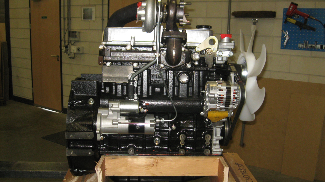 Mitsubishi S4S-Z3DT65SP 62 kW @ 2500 rpm - Двигатель для Погрузчиков: фото 1 Mitsubishi S4S-Z3DT65SP 62 kW @ 2500 rpm - Двигатель для Погрузчиков: фото 1