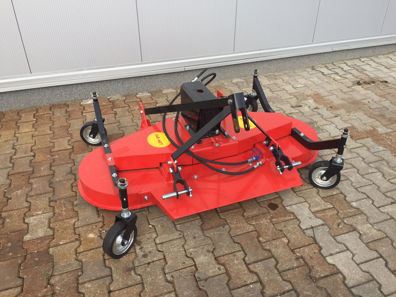 JAR-MET Orchard mower / Obstgartenmäher / Tondeuse verger / Kosiarka sadownicza 1,8 m - Косилка: фото 4 JAR-MET Orchard mower / Obstgartenmäher / Tondeuse verger / Kosiarka sadownicza 1,8 m - Косилка: фото 4