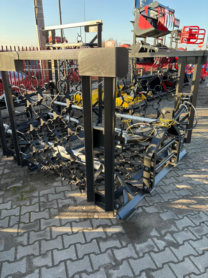 METAL-TECHNIK Wiesenegge / Meadow harrow / Herse de prairie / Strigliatrice / Полевая волокуша / Włóka łąkowa 4 m - Луговая борона: фото 2 METAL-TECHNIK Wiesenegge / Meadow harrow / Herse de prairie / Strigliatrice / Полевая волокуша / Włóka łąkowa 4 m - Луговая борона: фото 2
