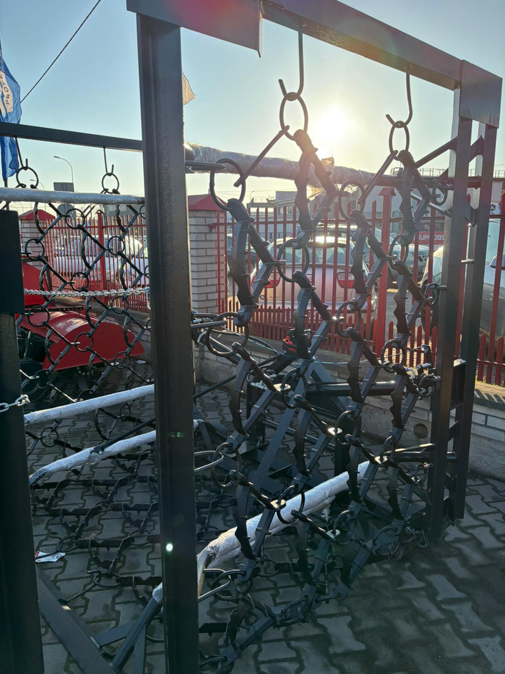 Metal-Technik Wiesenegge / Meadow harrow / Herse de prairie / Strigliatrice / Lanza de prado / Полевая волокуша / Włóka łąkowa 6 m - Луговая борона: фото 2 Metal-Technik Wiesenegge / Meadow harrow / Herse de prairie / Strigliatrice / Lanza de prado / Полевая волокуша / Włóka łąkowa 6 m - Луговая борона: фото 2