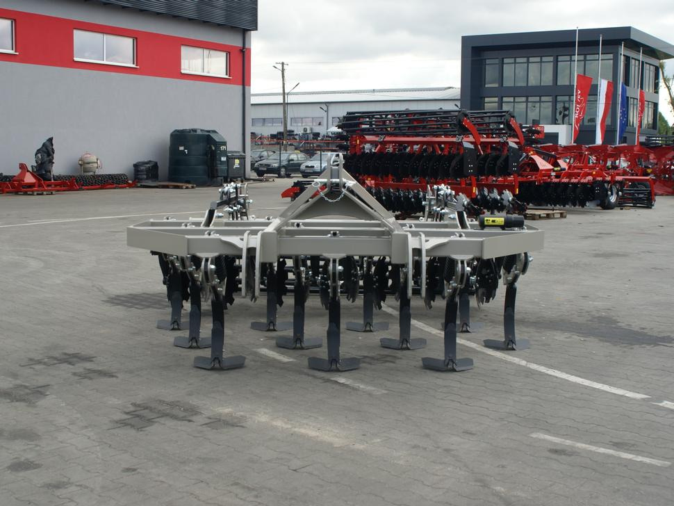 ROLEX Flügelschargrubber / No-till cultivator / Dechaumeur à dents / Aratri stoppiatori / Cultivador sin labranza / Культиватор No-till / Kultywator bezorkowy 3 m - Культиватор: фото 3 ROLEX Flügelschargrubber / No-till cultivator / Dechaumeur à dents / Aratri stoppiatori / Cultivador sin labranza / Культиватор No-till / Kultywator bezorkowy 3 m - Культиватор: фото 3