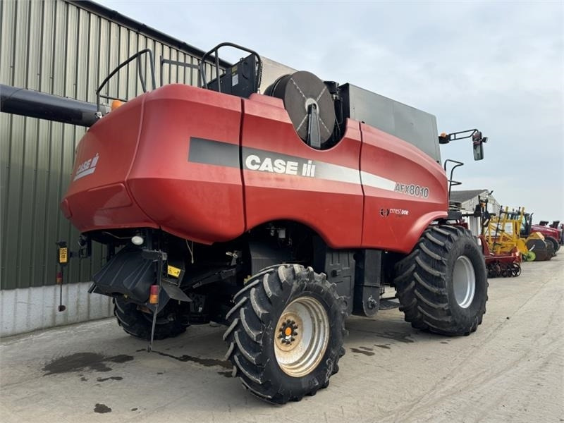 Case Axial Flow AFX 8010 c/w 30ft Header - Навесное оборудование для комбайна: фото 2 Case Axial Flow AFX 8010 c/w 30ft Header - Навесное оборудование для комбайна: фото 2