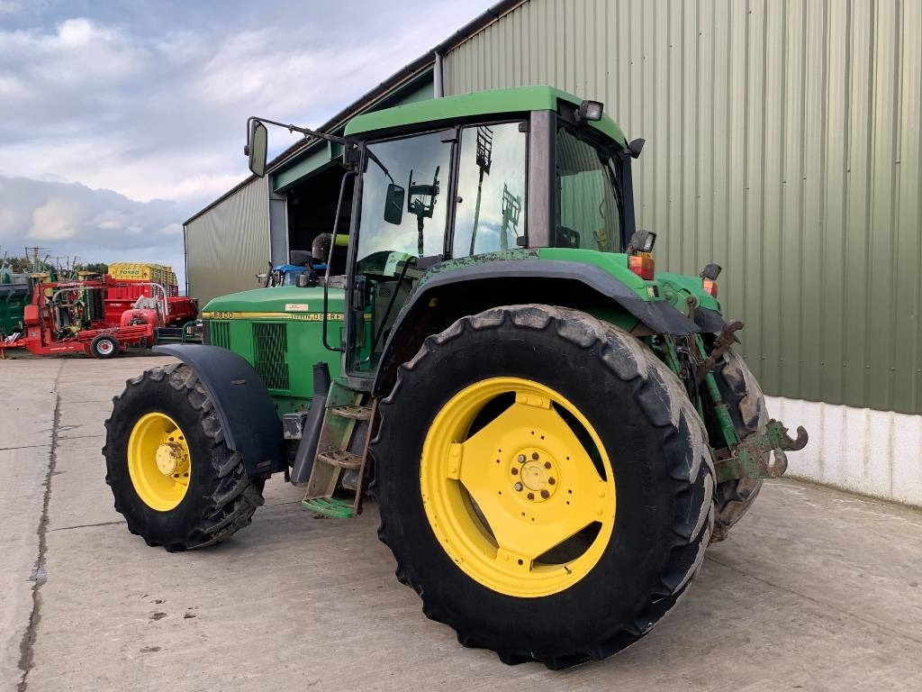 John Deere 6800 - Трактор: фото 3 John Deere 6800 - Трактор: фото 3