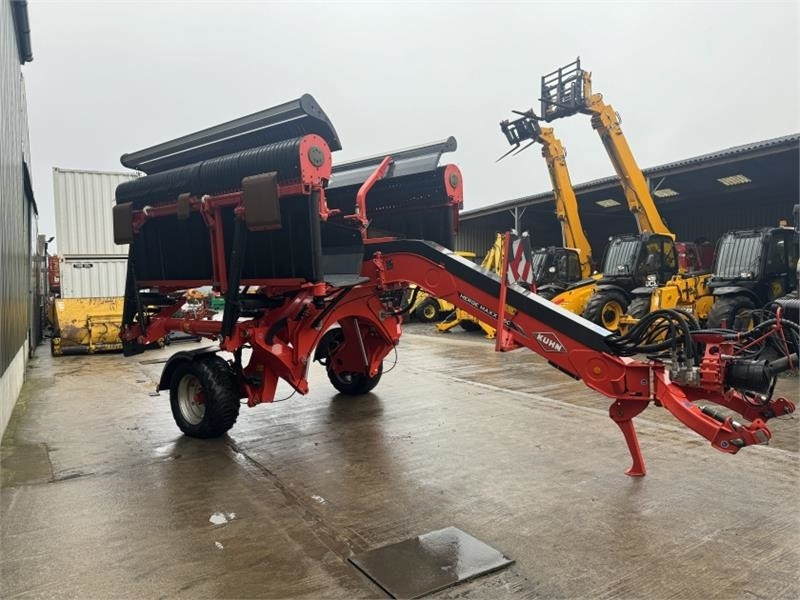Kuhn Merge Maxx 950 Merger - Сеноворошилка: фото 4 Kuhn Merge Maxx 950 Merger - Сеноворошилка: фото 4