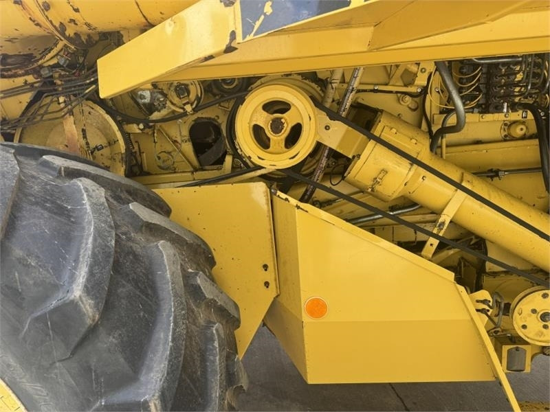 Навесное оборудование для комбайна New Holland TX65 c/w 17ft Header: фото 8