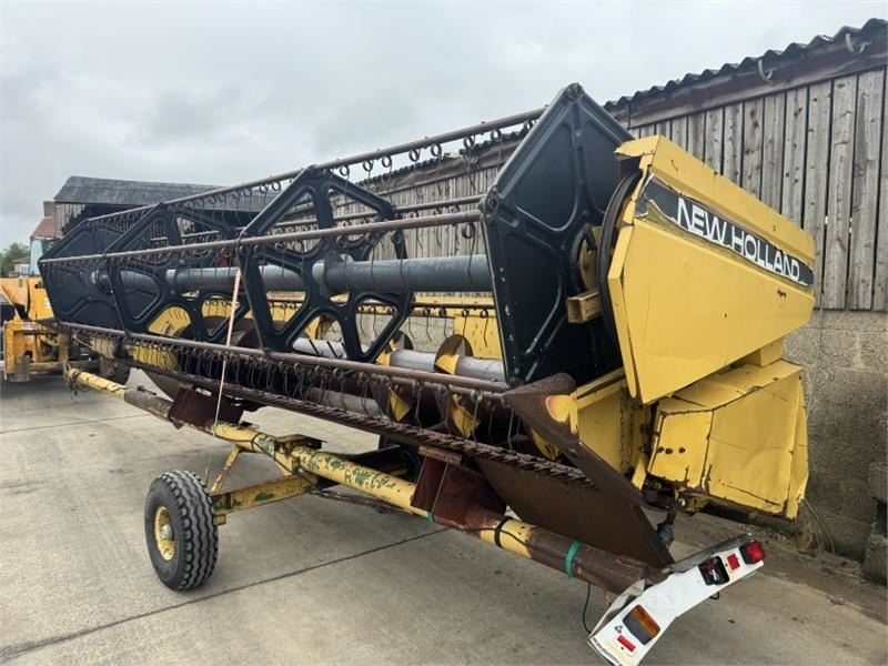 Навесное оборудование для комбайна New Holland TX65 c/w 17ft Header: фото 20