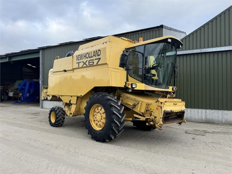 New Holland TX67 c/w 20ft Header - Навесное оборудование для комбайна: фото 1 New Holland TX67 c/w 20ft Header - Навесное оборудование для комбайна: фото 1