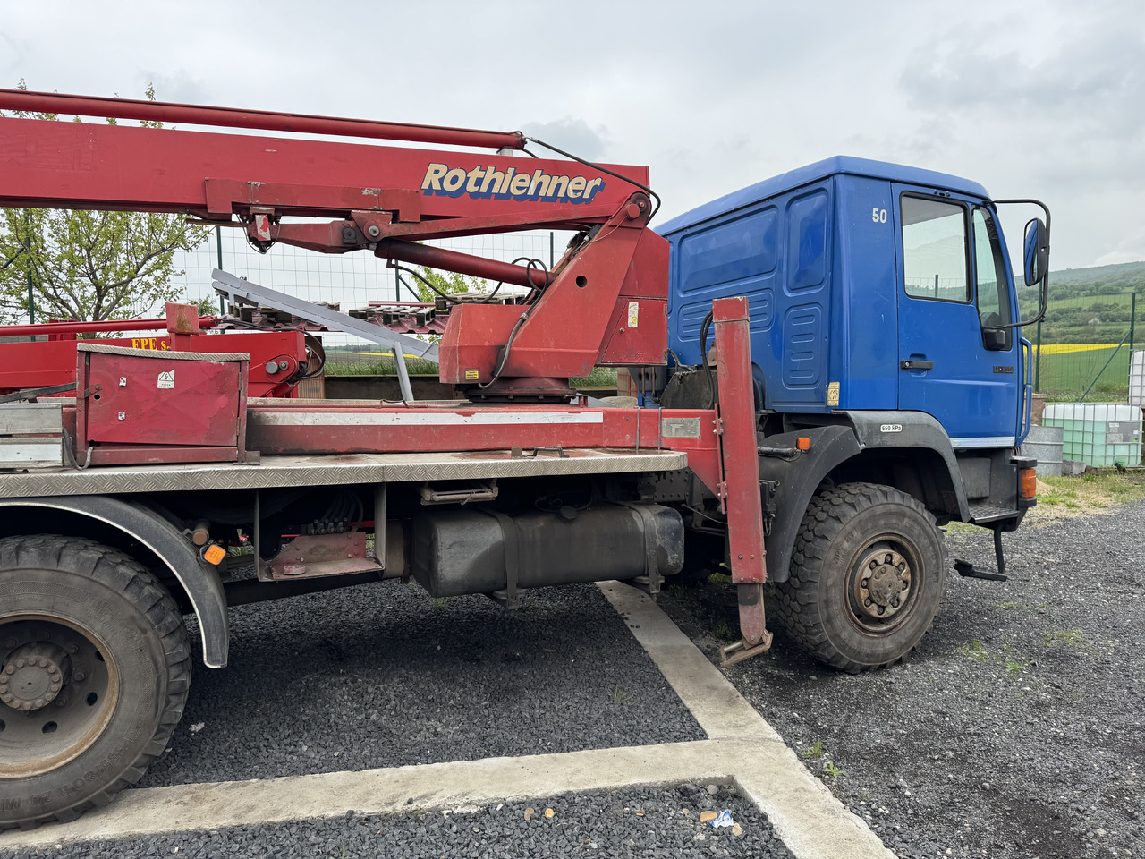 MAN 8-163 / 4X4 / PODNOŚNIK KOSZOWY / NISKI PRZEBIEG - Автоманипулятор: фото 3 MAN 8-163 / 4X4 / PODNOŚNIK KOSZOWY / NISKI PRZEBIEG - Автоманипулятор: фото 3