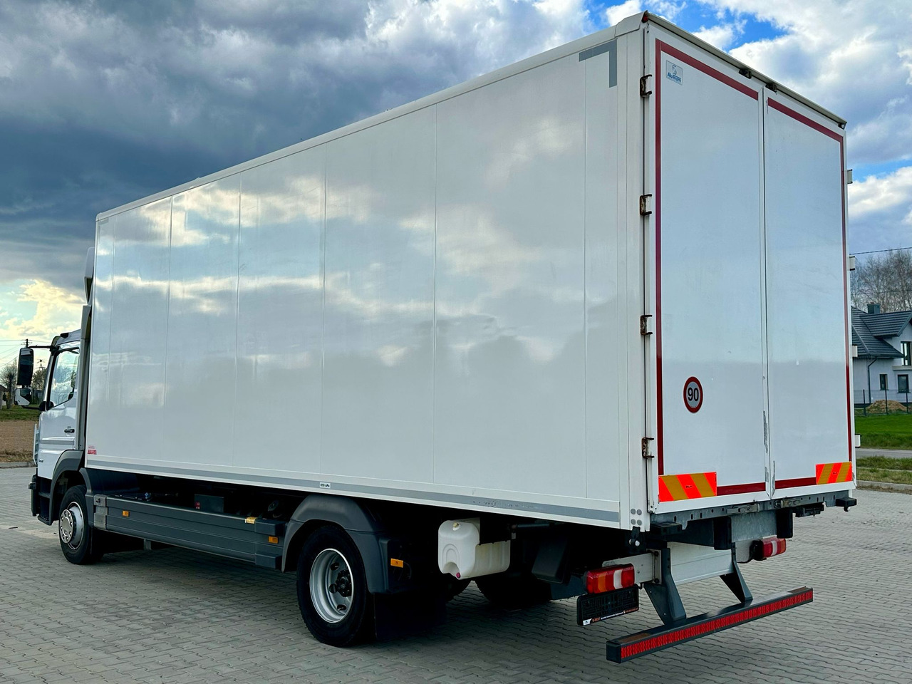 MERCEDES-BENZ ATEGO / 1221 / IZOTERMA / KONTENER / AUTOMAT / 230 TYS KM / 17 EUROPALET / 6.8 M DŁUGOŚCI / 2019 ROK - Изотермический грузовик: фото 3 MERCEDES-BENZ ATEGO / 1221 / IZOTERMA / KONTENER / AUTOMAT / 230 TYS KM / 17 EUROPALET / 6.8 M DŁUGOŚCI / 2019 ROK - Изотермический грузовик: фото 3