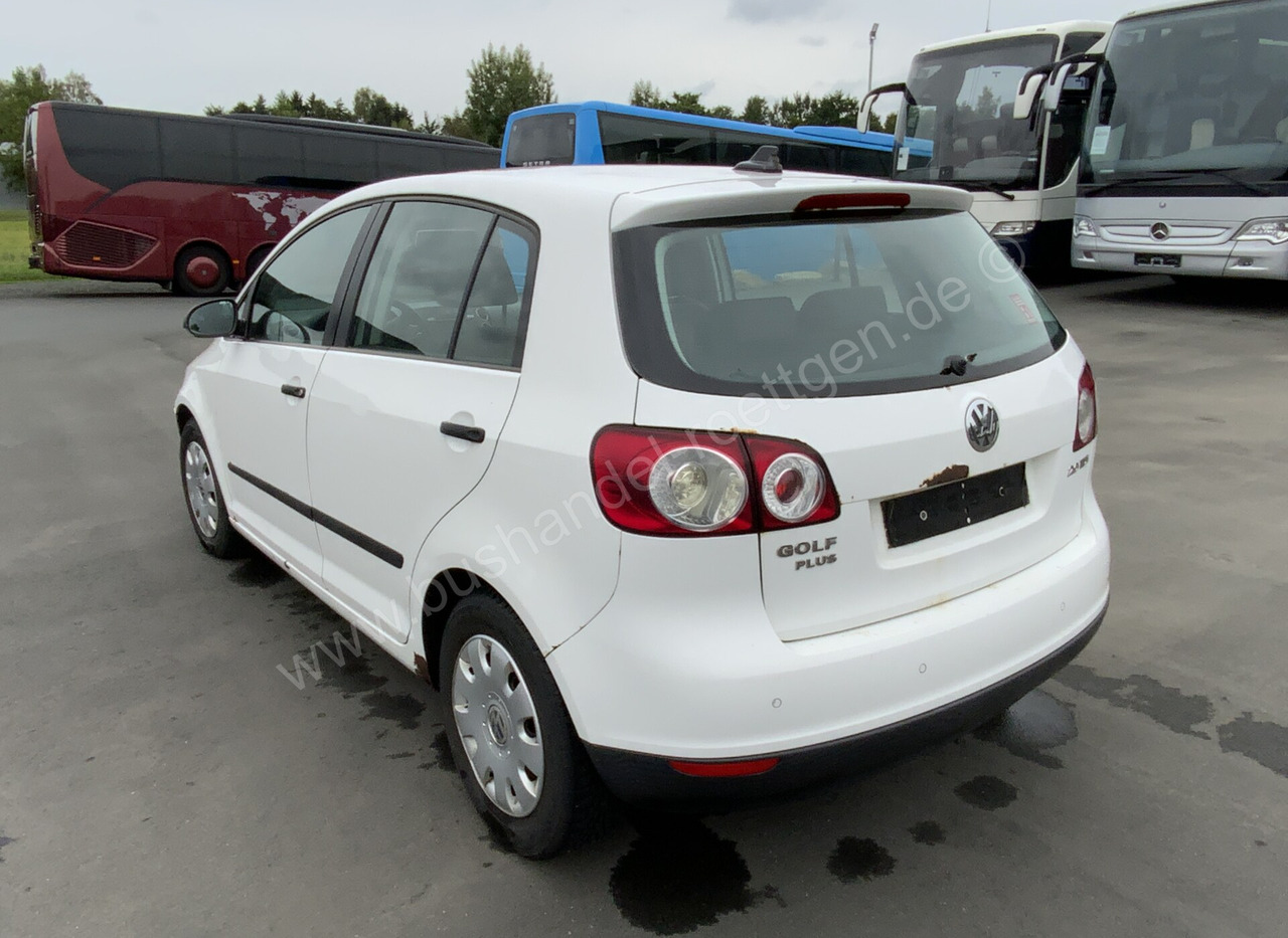 Volkswagen Golf Plus 2.0 TDI - Легковой автомобиль: фото 4 Volkswagen Golf Plus 2.0 TDI - Легковой автомобиль: фото 4