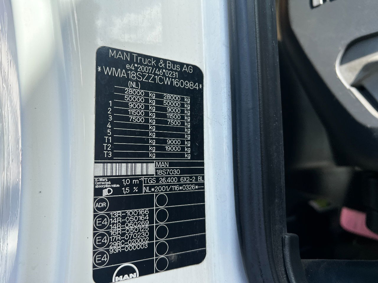MAN TGS 26.400 6x2, Euro 5 в лизинг MAN TGS 26.400 6x2, Euro 5: фото 13 MAN TGS 26.400 6x2, Euro 5 в лизинг MAN TGS 26.400 6x2, Euro 5: фото 13