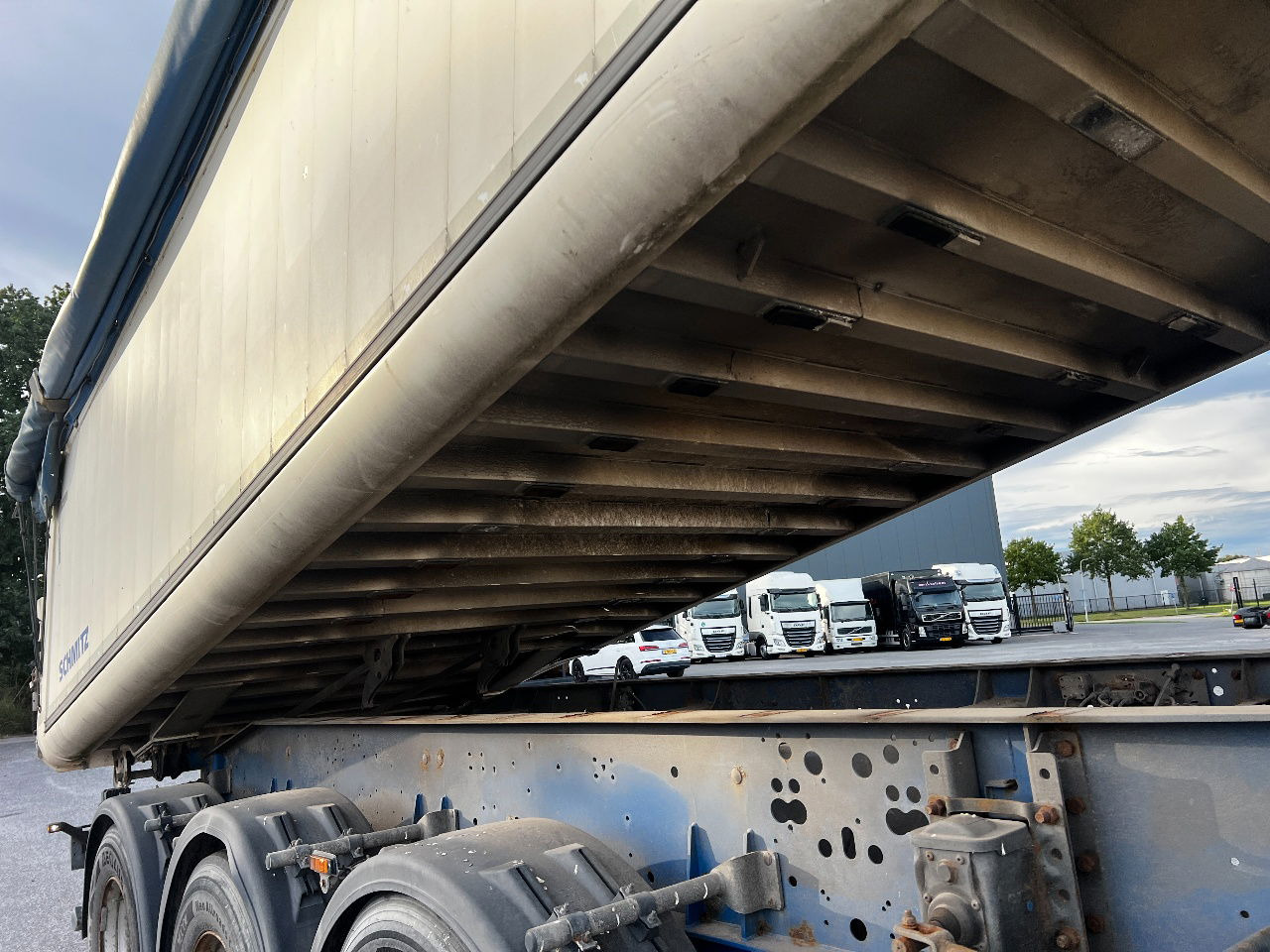 Самосвальный полуприцеп Schmitz Cargobull Gotha 27m3, SAF, ALU: фото 6 Самосвальный полуприцеп Schmitz Cargobull Gotha 27m3, SAF, ALU: фото 6