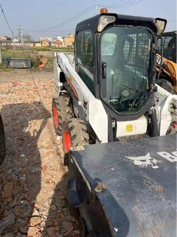 Bobcat S 550 - Мини-погрузчик с бортовым поворотом: фото 4 Bobcat S 550 - Мини-погрузчик с бортовым поворотом: фото 4