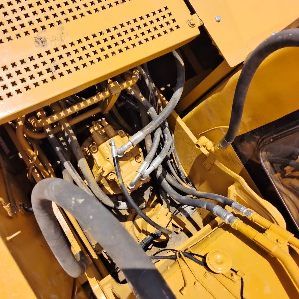 CAT 320 B L - Гусеничный экскаватор: фото 5 CAT 320 B L - Гусеничный экскаватор: фото 5