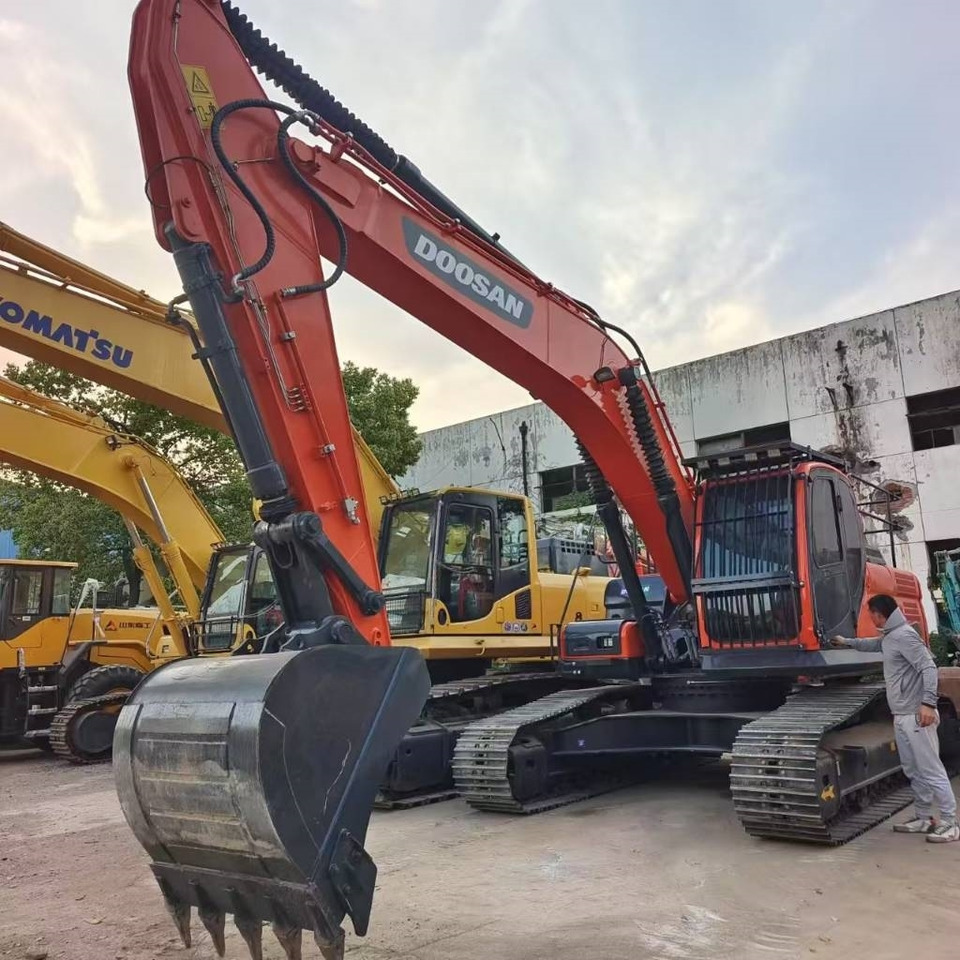 Doosan DX 300 - Гусеничный экскаватор: фото 4 Doosan DX 300 - Гусеничный экскаватор: фото 4