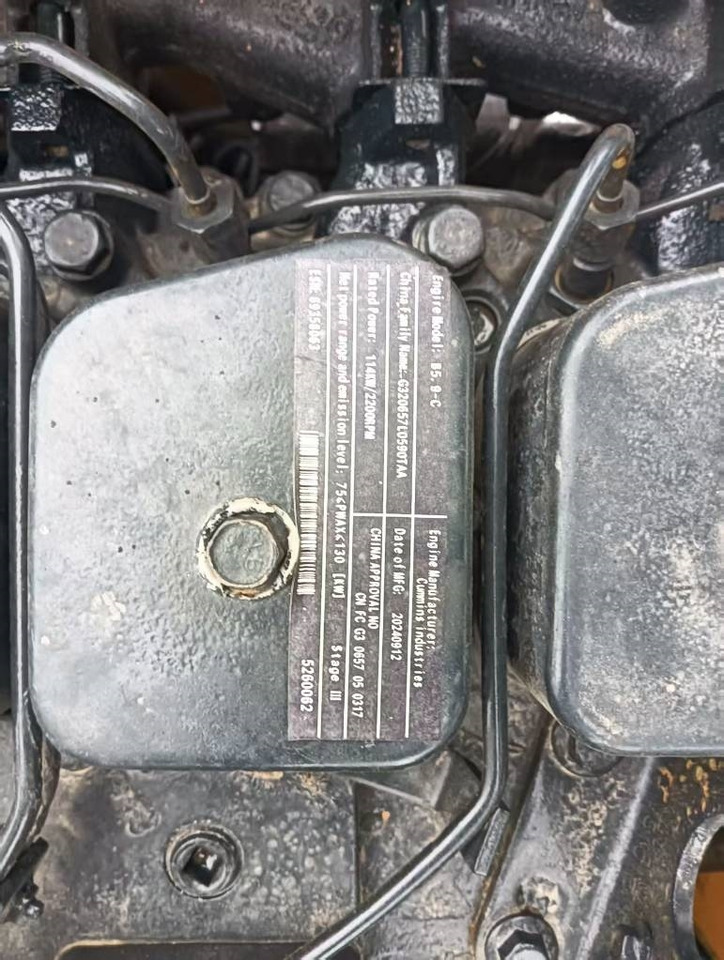 Hyundai 220 LC-9S - Гусеничный экскаватор: фото 2 Hyundai 220 LC-9S - Гусеничный экскаватор: фото 2