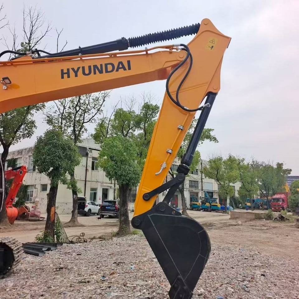 Hyundai 220LC-9S - Гусеничный экскаватор: фото 3 Hyundai 220LC-9S - Гусеничный экскаватор: фото 3