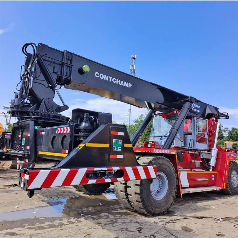 Kalmar DRF 450 - Ричстакер: фото 1 Kalmar DRF 450 - Ричстакер: фото 1