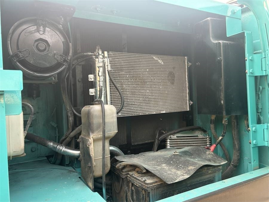 Kobelco SK 140 - Гусеничный экскаватор: фото 5 Kobelco SK 140 - Гусеничный экскаватор: фото 5