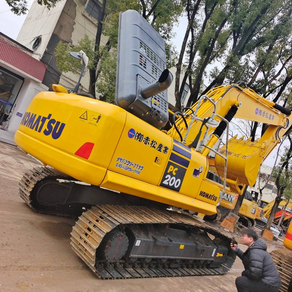 Komatsu PC 200 8N - Гусеничный экскаватор: фото 1 Komatsu PC 200 8N - Гусеничный экскаватор: фото 1