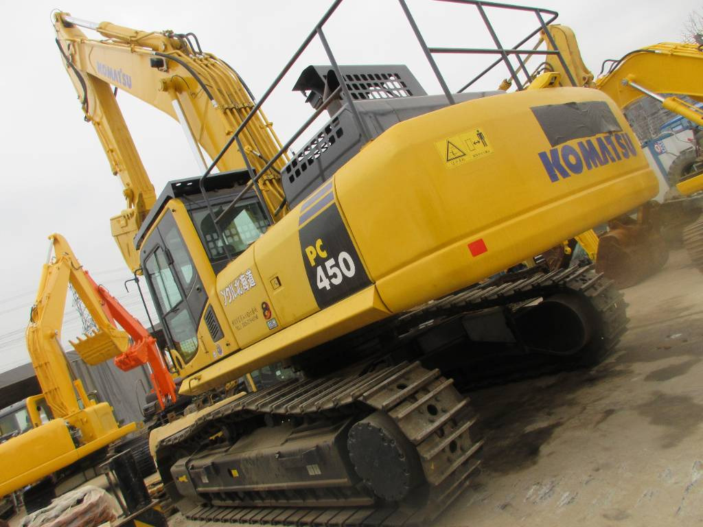 Komatsu PC 450 - Гусеничный экскаватор: фото 1 Komatsu PC 450 - Гусеничный экскаватор: фото 1