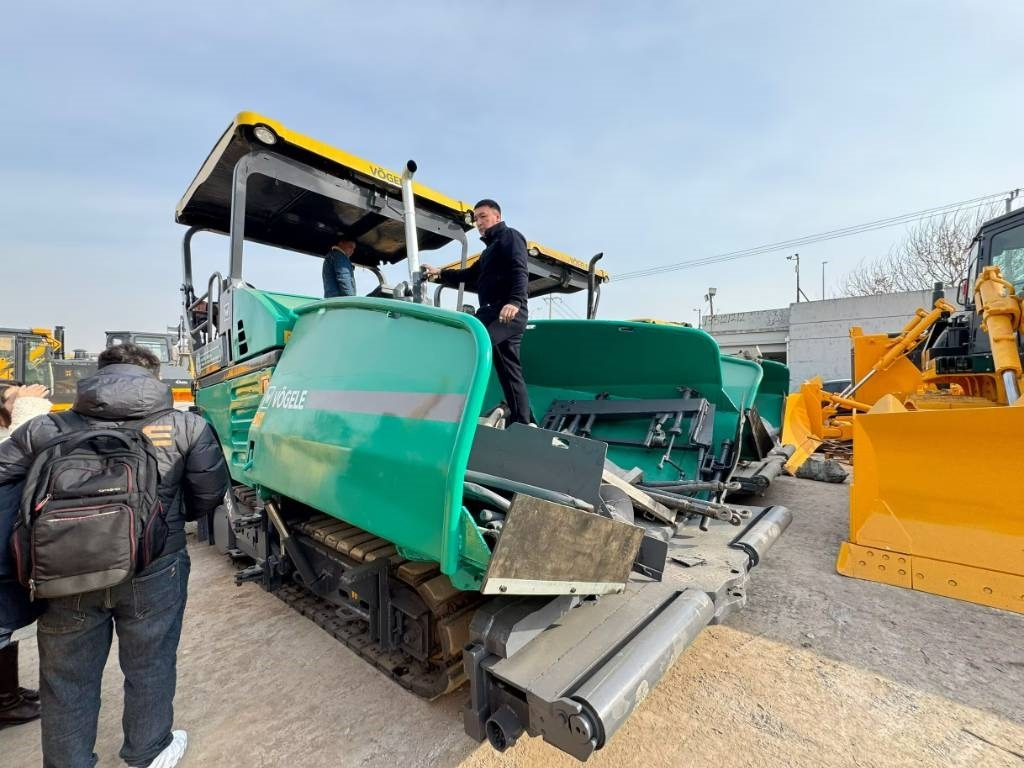 Vögele 1800-3 - Асфальтоукладчик: фото 3 Vögele 1800-3 - Асфальтоукладчик: фото 3