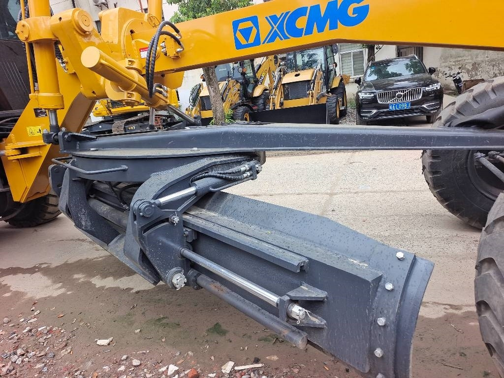XCMG GR 2153 - Грейдер: фото 5 XCMG GR 2153 - Грейдер: фото 5