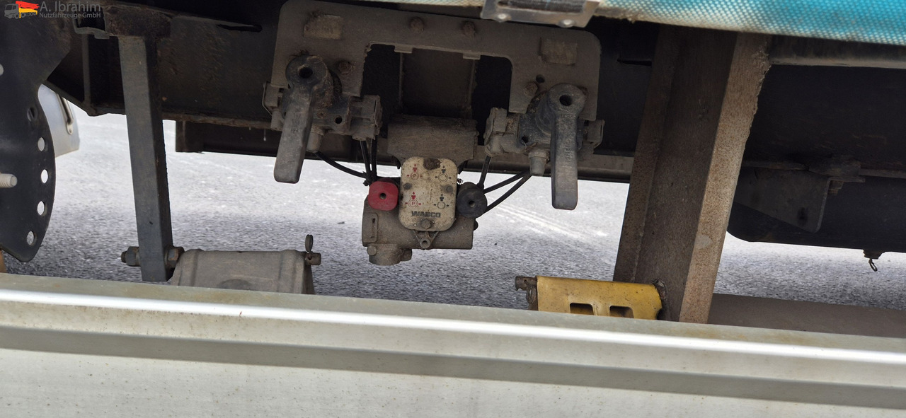 Тентованный прицеп Fliegl ZPS 182 Edscha, Schiebeplane, Bordwande innenliegend: фото 7