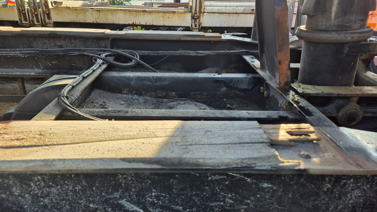 Riepe RHKSA 24 Hinterkipper, seitl. Klappen Zustand gut - Самосвальный полуприцеп: фото 5 Riepe RHKSA 24 Hinterkipper, seitl. Klappen Zustand gut - Самосвальный полуприцеп: фото 5