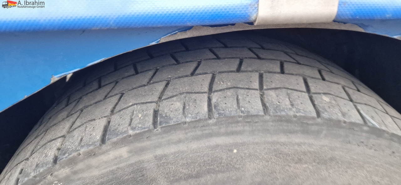 Scania R410 Retarder, Klima, Standklima Top Zustand!! - Тентованный грузовик: фото 5 Scania R410 Retarder, Klima, Standklima Top Zustand!! - Тентованный грузовик: фото 5