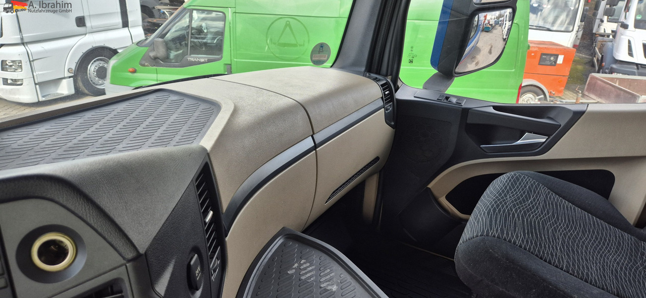 Mercedes-Benz 1843 Klima, Retarder, Topzustand, einsatzbereit - Тягач: фото 2 Mercedes-Benz 1843 Klima, Retarder, Topzustand, einsatzbereit - Тягач: фото 2