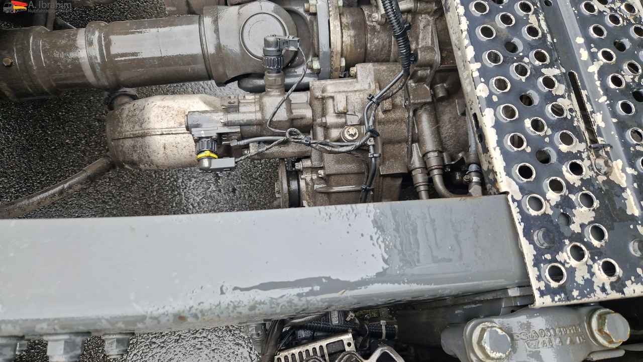 Mercedes-Benz 1843 Topzustand einsatzbereit, Motor nur 150 tkm - Тягач: фото 4 Mercedes-Benz 1843 Topzustand einsatzbereit, Motor nur 150 tkm - Тягач: фото 4