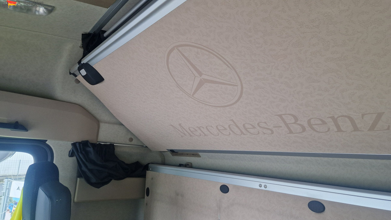 Mercedes-Benz DB 1843 Retarder Kipphydraulik Actros, sehr sauber, Alufelgen - Тягач: фото 4 Mercedes-Benz DB 1843 Retarder Kipphydraulik Actros, sehr sauber, Alufelgen - Тягач: фото 4