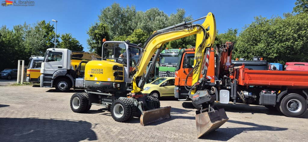 Wacker Neuson 6503 E05-07 hydr. Schnellwechsler mit Oilquick - Колёсный экскаватор: фото 1 Wacker Neuson 6503 E05-07 hydr. Schnellwechsler mit Oilquick - Колёсный экскаватор: фото 1