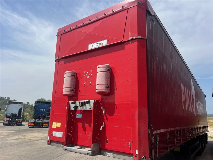 SCHMITZ CARGOBULL SCB-S3T TETO ELEVAR - Тентованный полуприцеп: фото 4 SCHMITZ CARGOBULL SCB-S3T TETO ELEVAR - Тентованный полуприцеп: фото 4