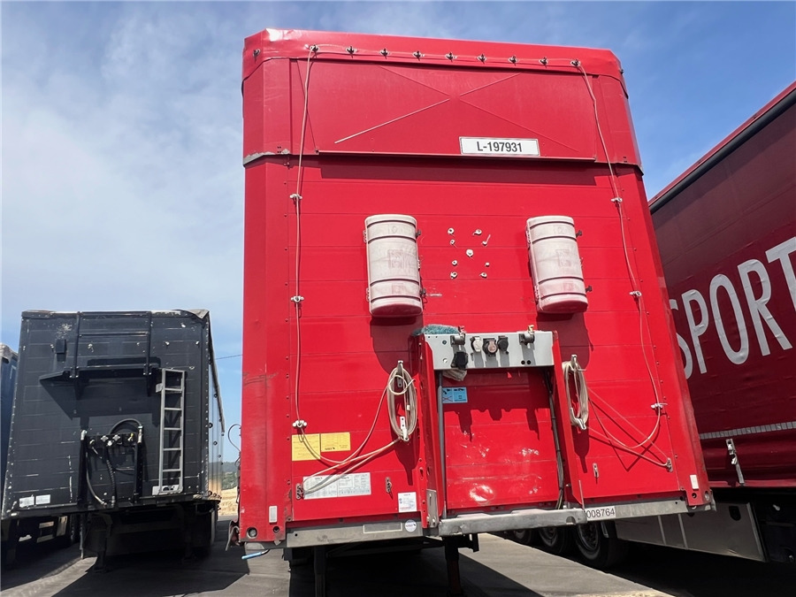 SCHMITZ CARGOBULL SCB-S3T TETO ELEVAR - Тентованный полуприцеп: фото 3 SCHMITZ CARGOBULL SCB-S3T TETO ELEVAR - Тентованный полуприцеп: фото 3