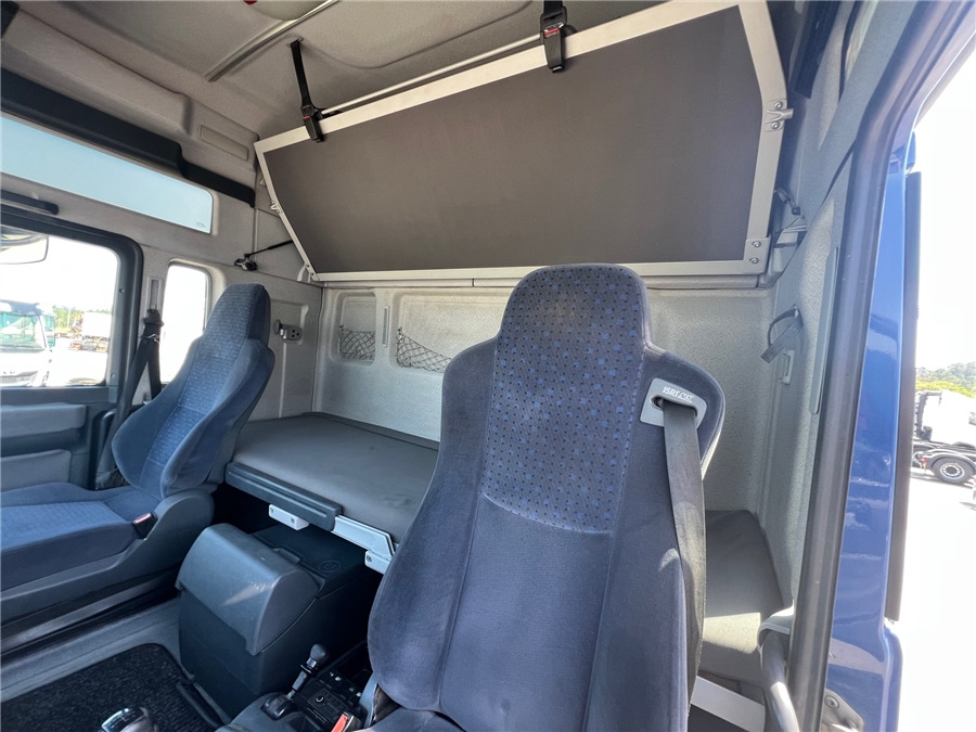 Тягач MAN TGA 18.430: фото 15