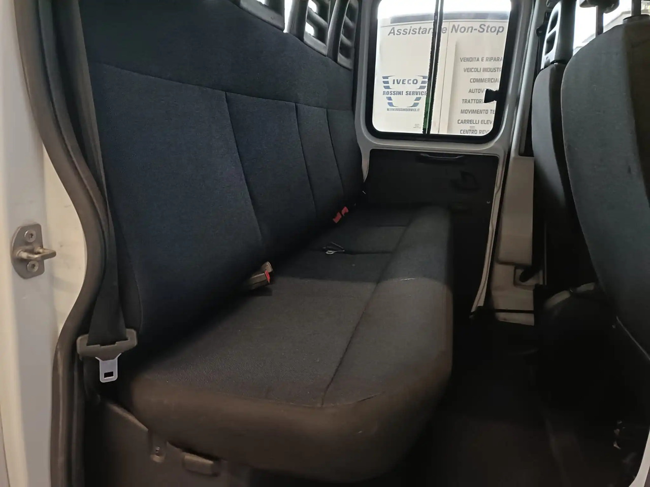 Малотоннажный самосвал IVECO DAILY 35C14 DOPPIA CABINA RIBALTABILE 2.3: фото 11 Малотоннажный самосвал IVECO DAILY 35C14 DOPPIA CABINA RIBALTABILE 2.3: фото 11