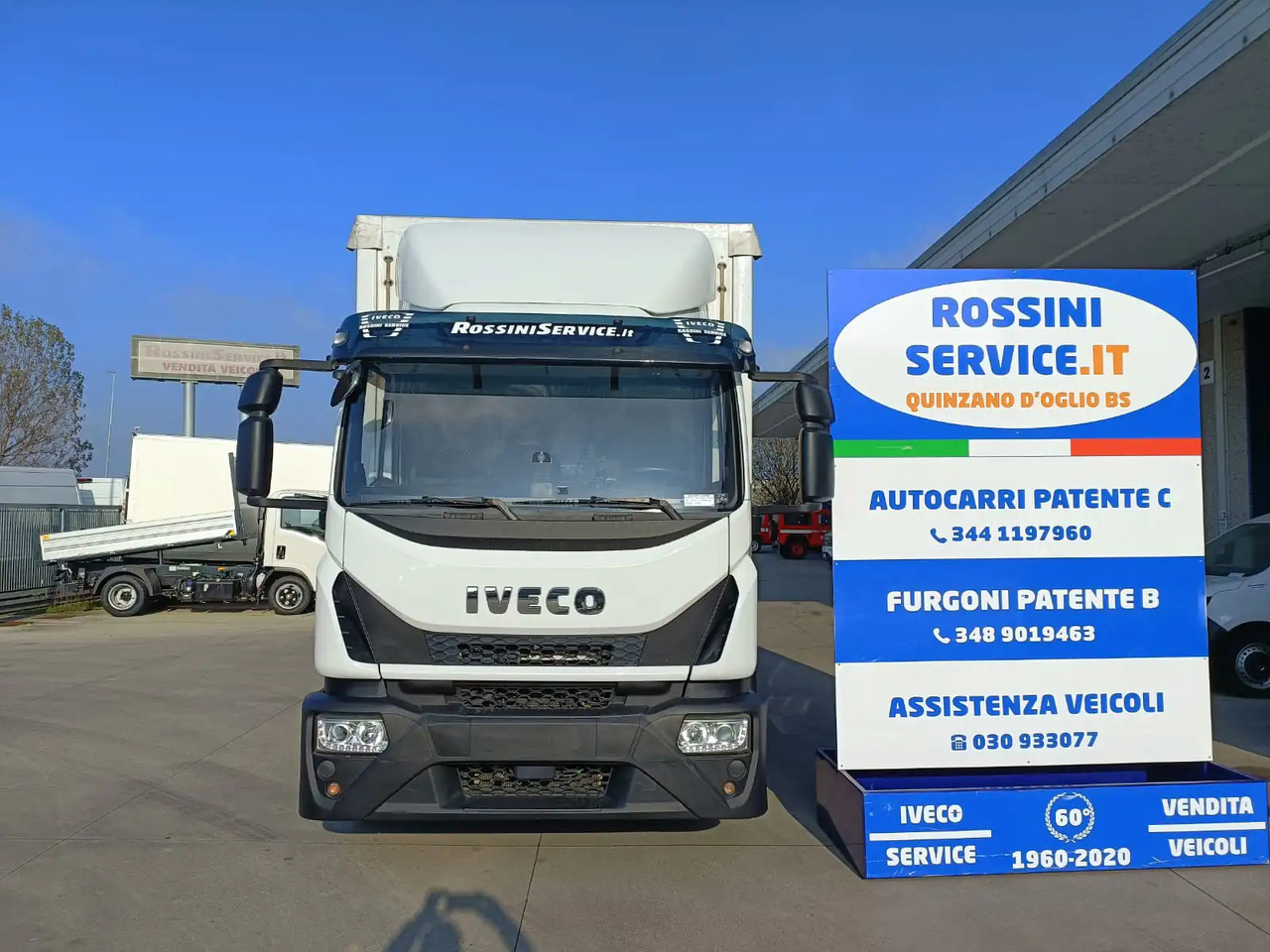 IVECO EUROCARGO 140E28P - Грузовик-шасси: фото 1 IVECO EUROCARGO 140E28P - Грузовик-шасси: фото 1
