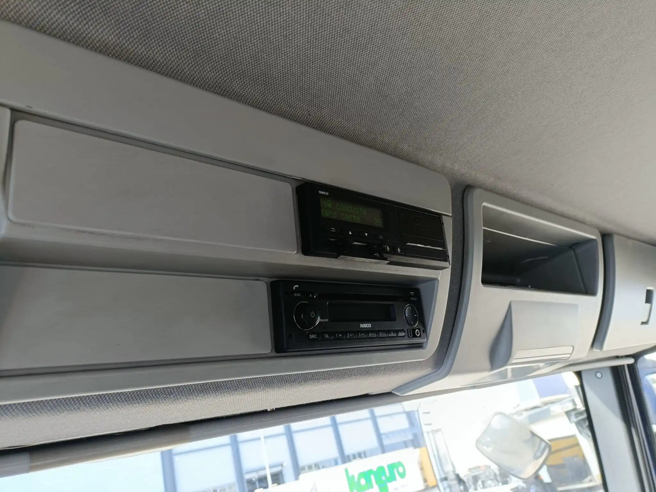 IVECO EUROCARGO 160E25P - Грузовик-шасси: фото 5 IVECO EUROCARGO 160E25P - Грузовик-шасси: фото 5