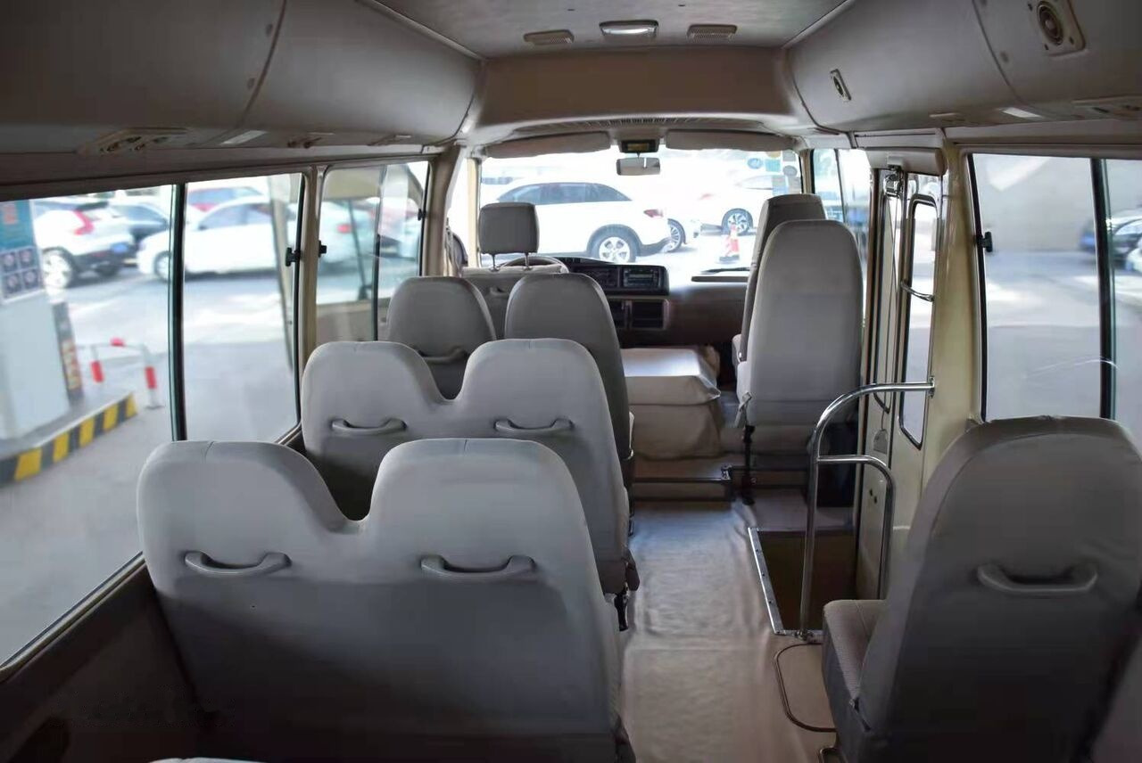 Toyota Coaster - Городской автобус: фото 5 Toyota Coaster - Городской автобус: фото 5