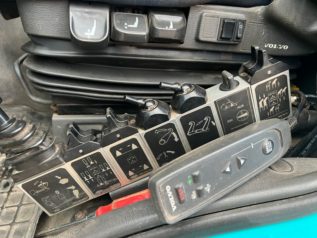 Портальный бункеровоз Volvo FM/FH-6x2R Lift u. Lenk: фото 6