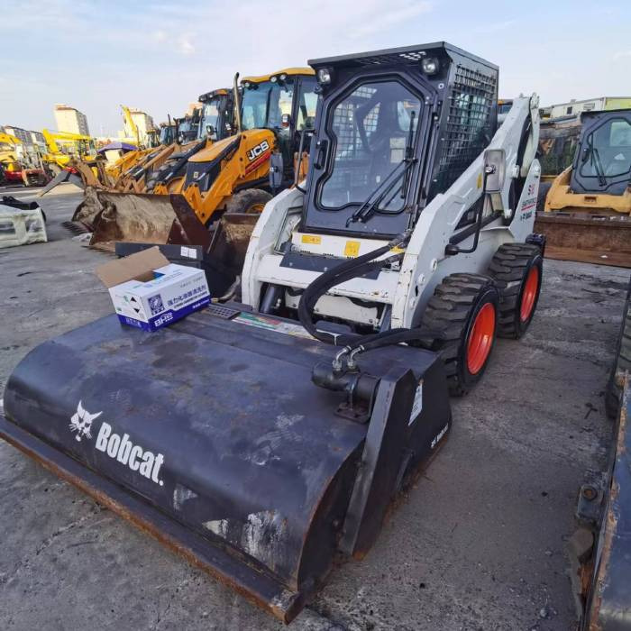 BOBCAT S18 - Мини-погрузчик с бортовым поворотом: фото 3 BOBCAT S18 - Мини-погрузчик с бортовым поворотом: фото 3
