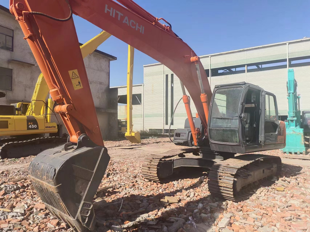 HITACHI ZX200 - Гусеничный экскаватор: фото 4 HITACHI ZX200 - Гусеничный экскаватор: фото 4