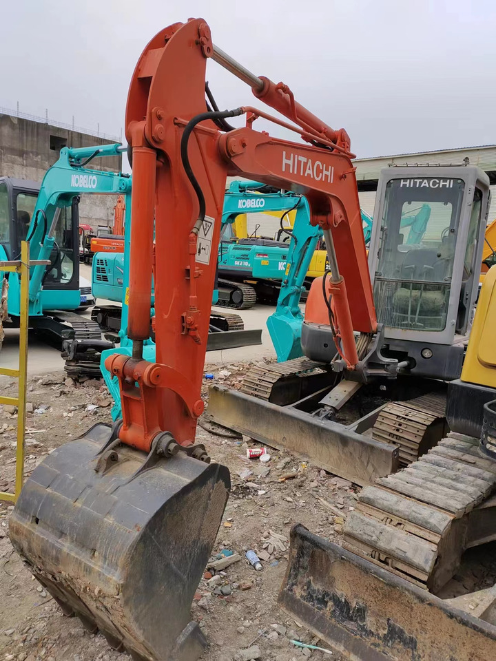HITACHI ZX40U - Мини-экскаватор: фото 2 HITACHI ZX40U - Мини-экскаватор: фото 2