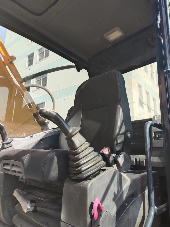 HYUNDAI 220LC-9S - Гусеничный экскаватор: фото 4 HYUNDAI 220LC-9S - Гусеничный экскаватор: фото 4