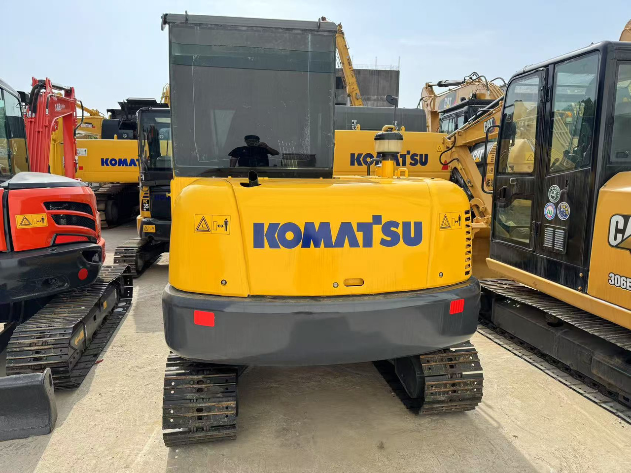 KOMATSU PC56 - Мини-экскаватор: фото 2 KOMATSU PC56 - Мини-экскаватор: фото 2