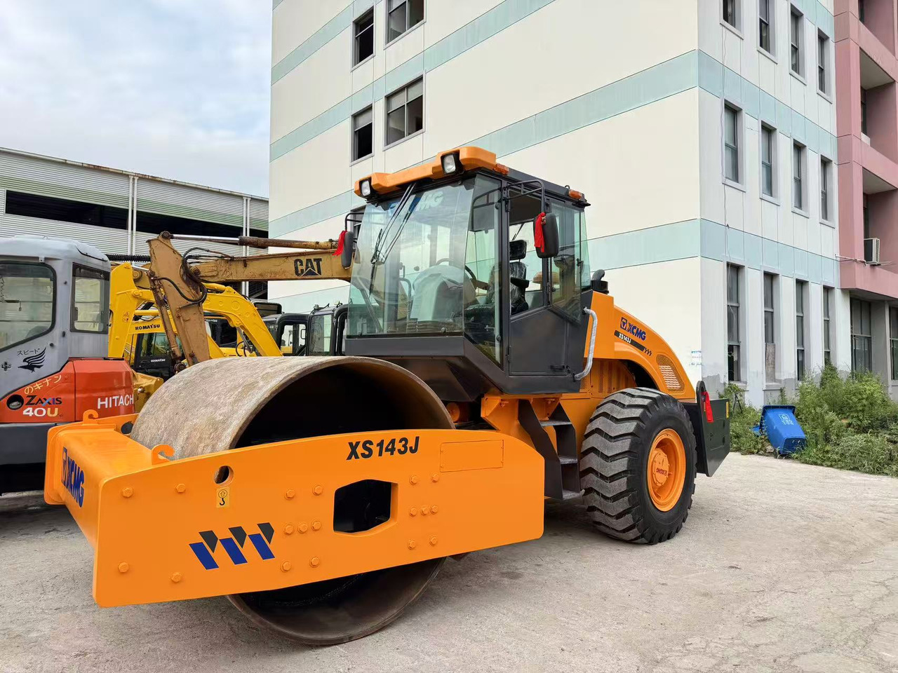 XCMG XS143J - Дорожный каток: фото 2 XCMG XS143J - Дорожный каток: фото 2